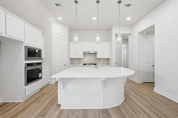 $419,900 | 5048 Westhaven Circle, Denison, TX 75020