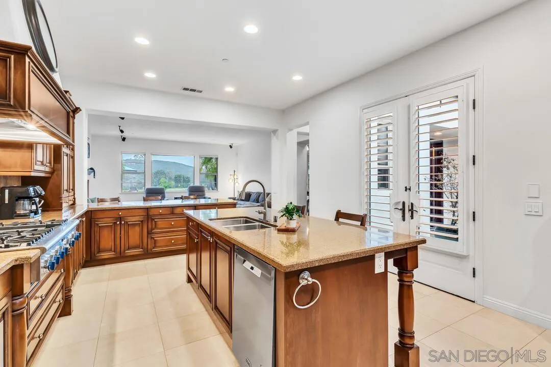 14481 Old Creek Road San Diego, CA 92131 - Photo 16 of 54