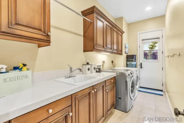 $2,699,000 | 14481 Old Creek Road, San Diego, CA 92131