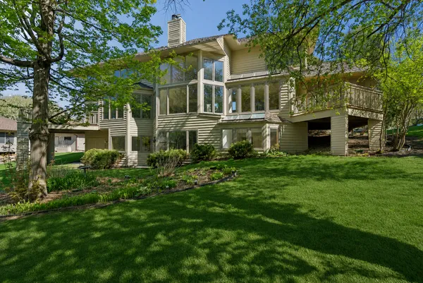 $995,000 | 782 Evergreen Knolls, Mendota Heights, MN 55118