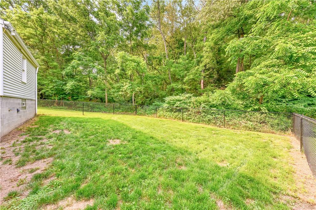 204 Marshall Road Oakdale, PA 15071 - Photo 19 of 23