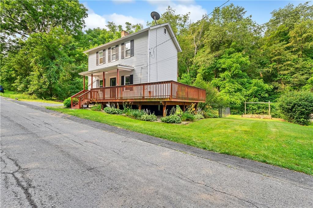 204 Marshall Road Oakdale, PA 15071 - Photo 3 of 23