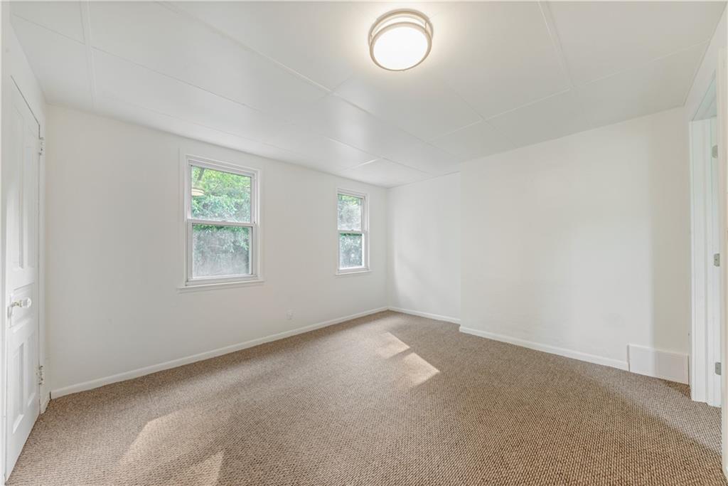204 Marshall Road Oakdale, PA 15071 - Photo 4 of 23