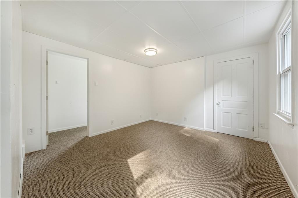 204 Marshall Road Oakdale, PA 15071 - Photo 5 of 23