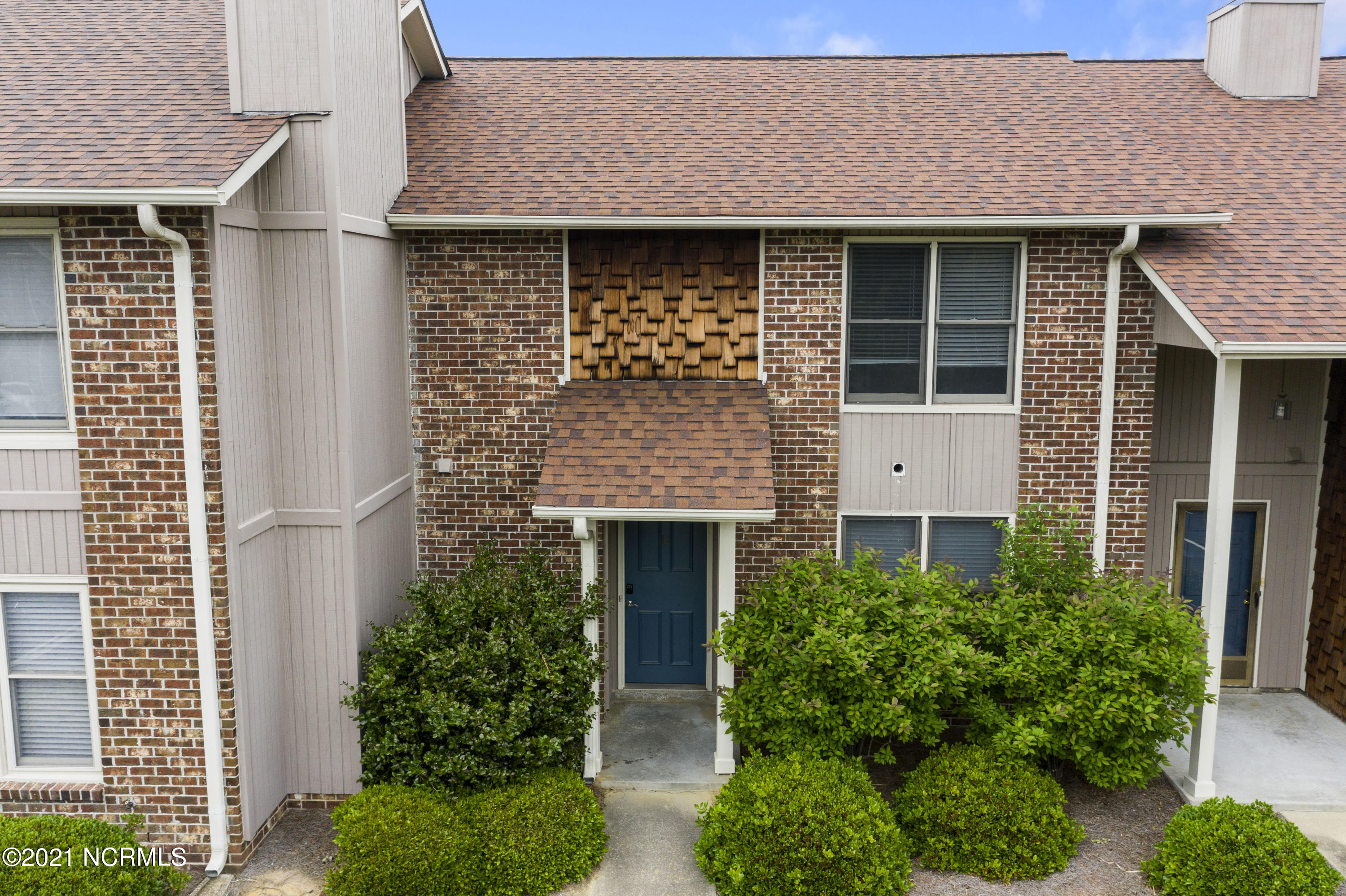 1855 Quail Ridge Road, Unit U Greenville, NC 27858 - Photo 2 of 30 1855-U Qual Ridge-1-2