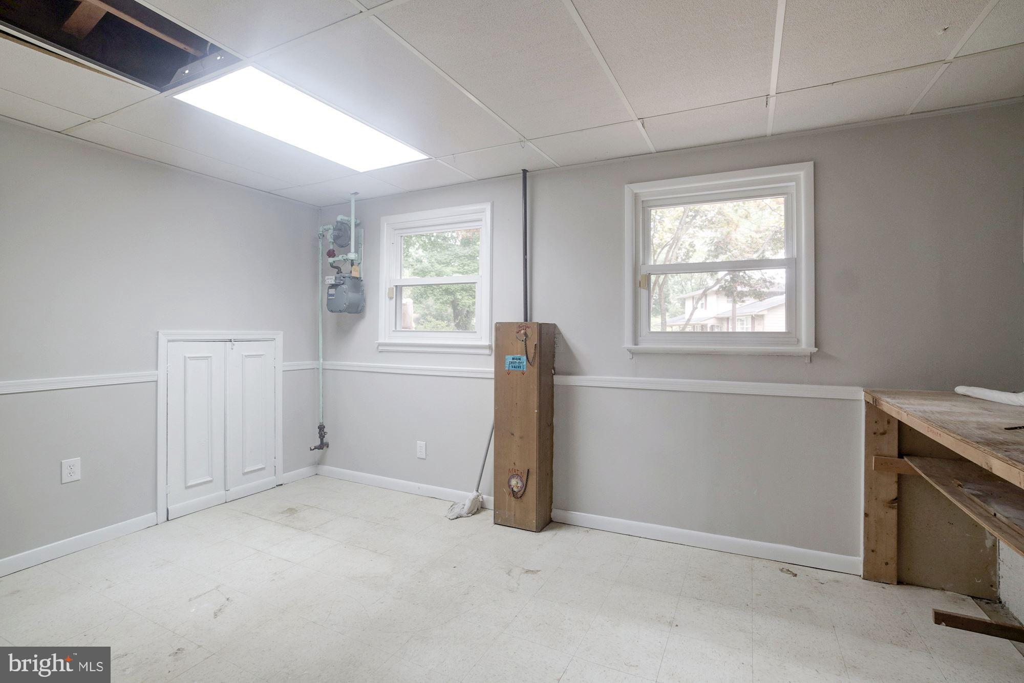 13001 Clarion Road Fort Washington, MD 20744 - Photo 36 of 40 shop
