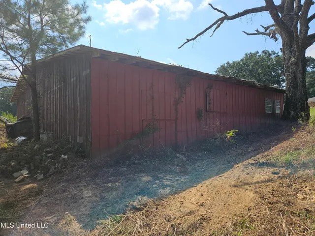 $295,000 | 997 Morgantown Road, Foxworth, MS 39483