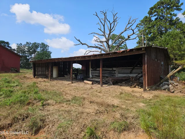 $295,000 | 997 Morgantown Road, Foxworth, MS 39483