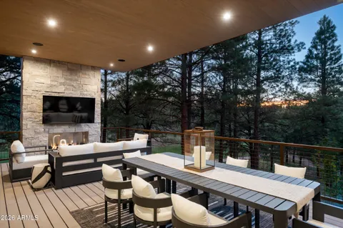 $7,295,000 | 2911 South Solitaires Canyon Drive, Flagstaff, AZ 86005