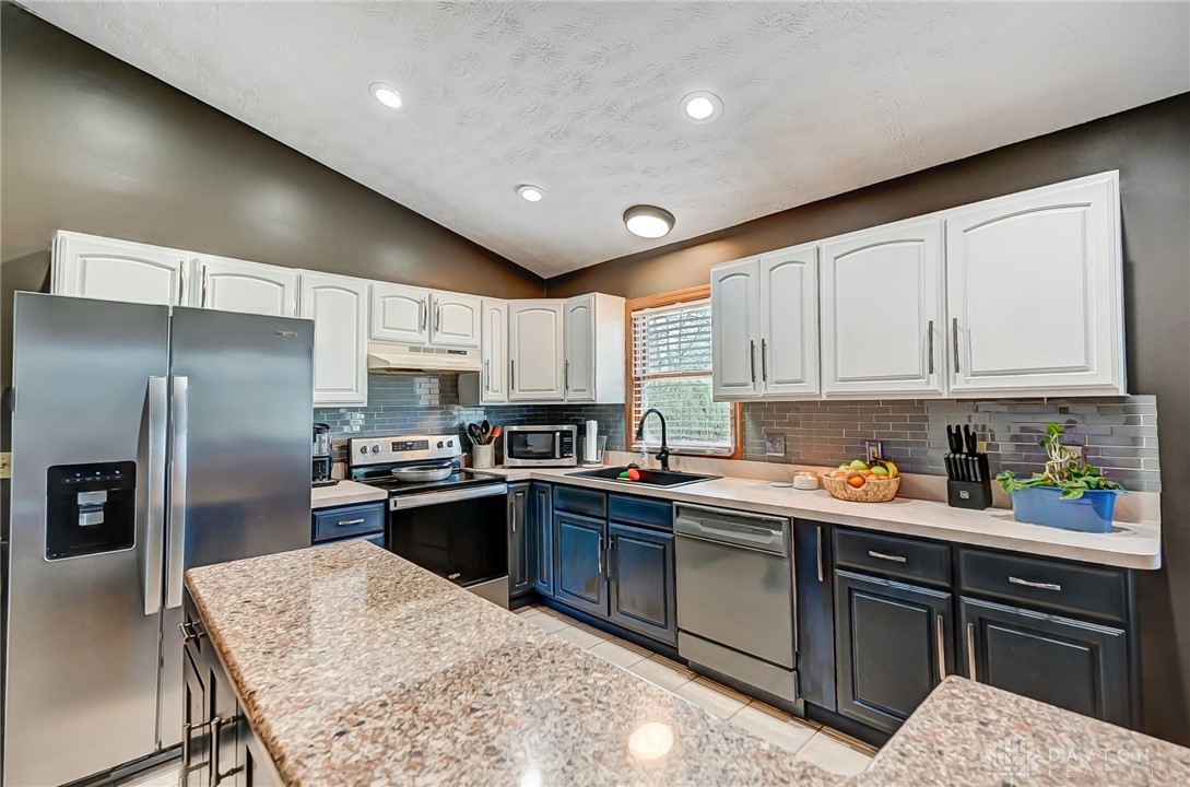1493 South Burnett Road Springfield, OH 45505 - Photo 19 of 37