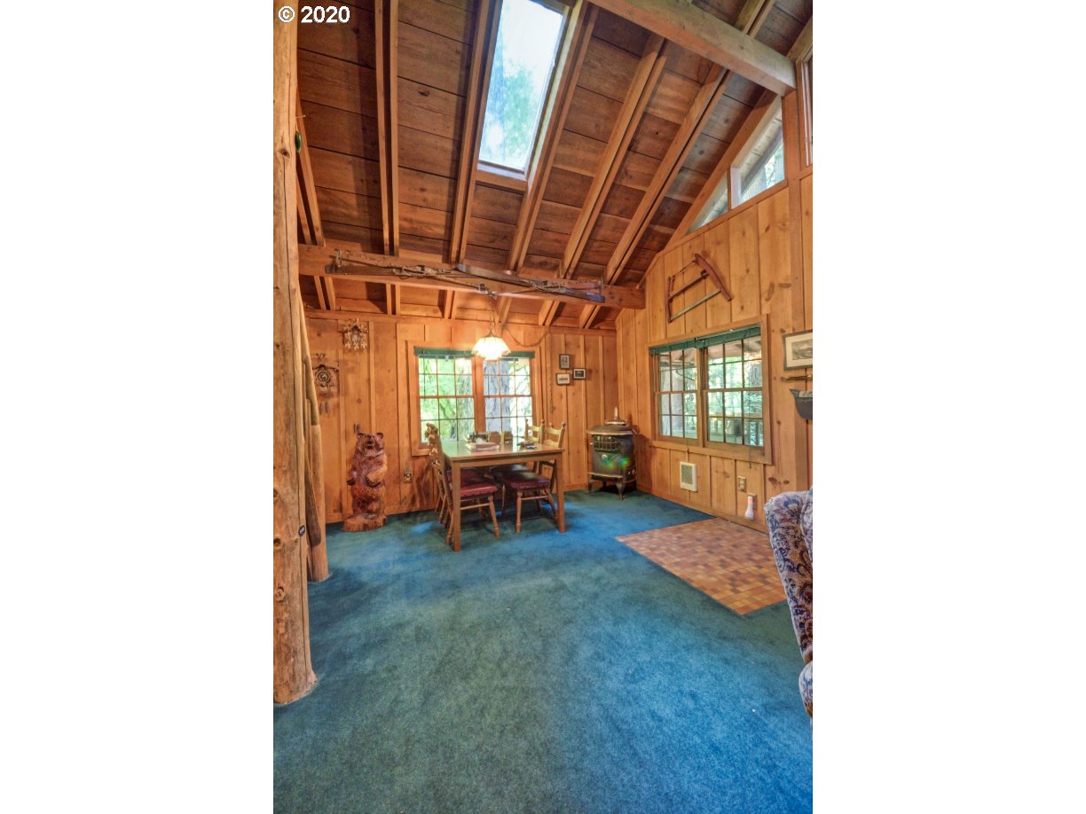 76710 East Road 30 B Rhododendron, OR 97049 - Photo 8 of 28 Gallery Image 8