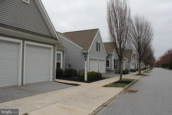 $387,700 | 240 Asbury Lane, Strasburg, PA 17579