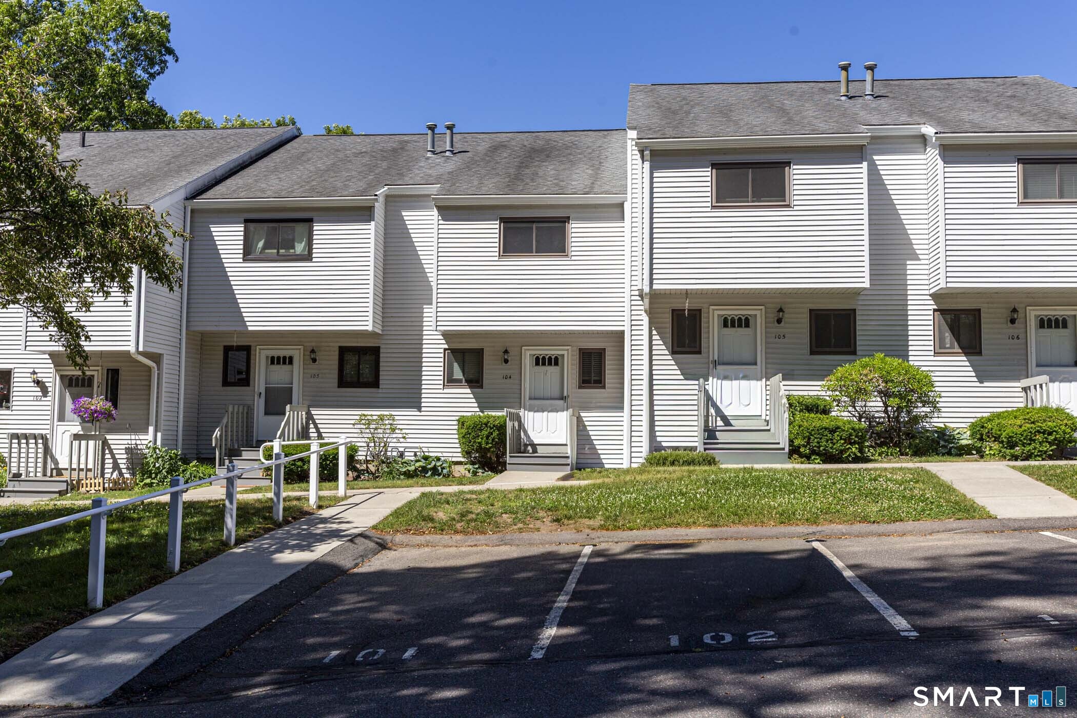 104 Timber Lane, Unit 104 Canton, CT 06019 - Photo 2 of 34