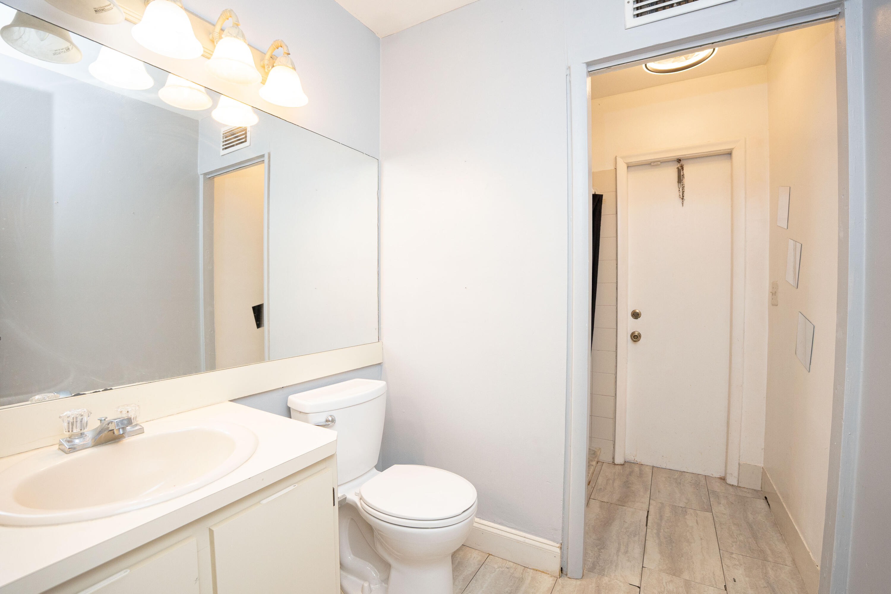 803 Timberlane Circle Greenacres, FL 33463 - Photo 9 of 20 DSC00304