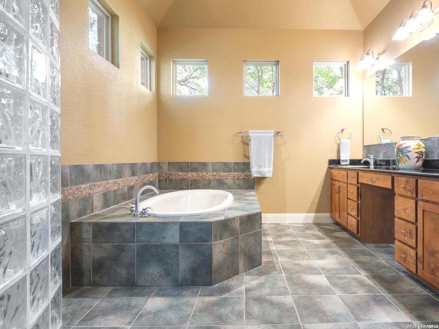 526 River Crossing Boulevard Spring Branch, TX 78070 - Photo 21 of 28