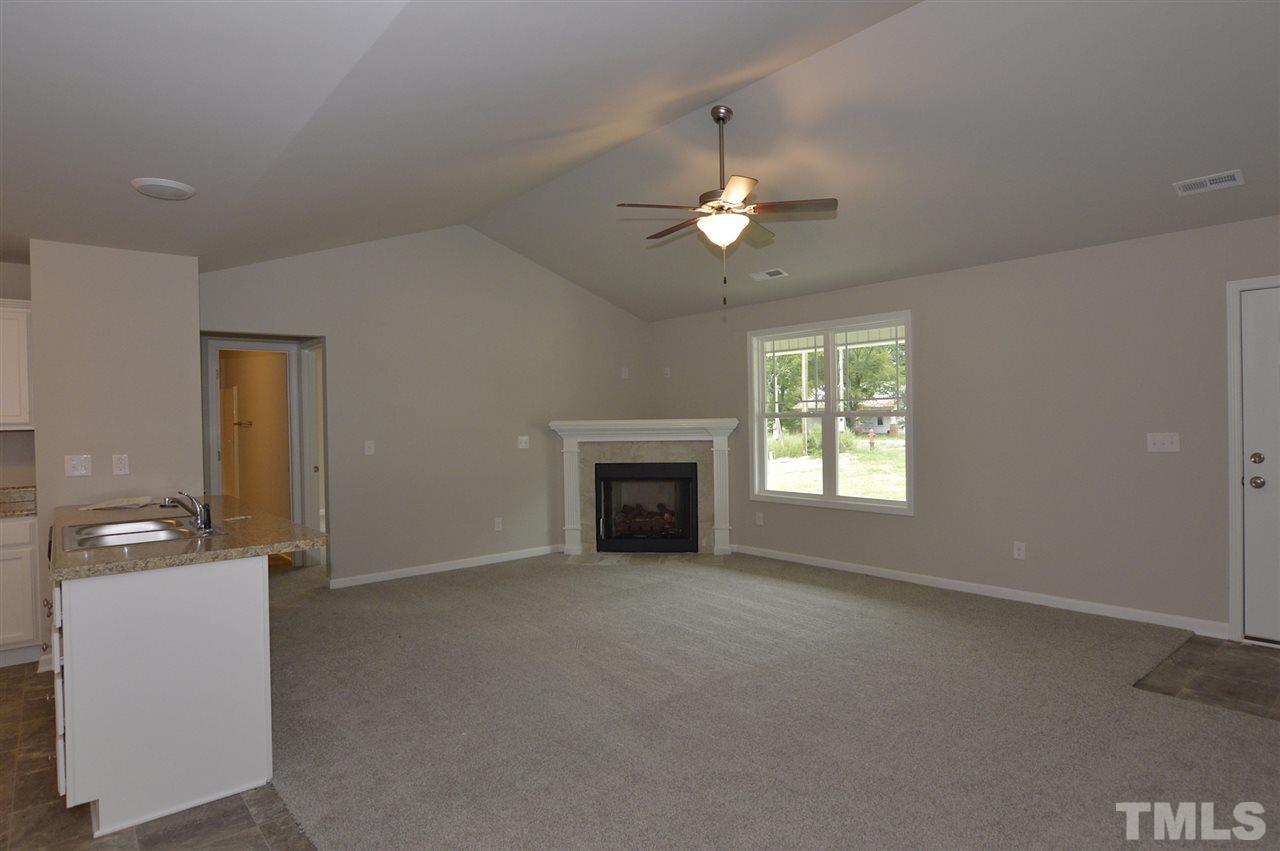 7656 Benson Hardee Road Benson, NC 27504 - Photo 4 of 21