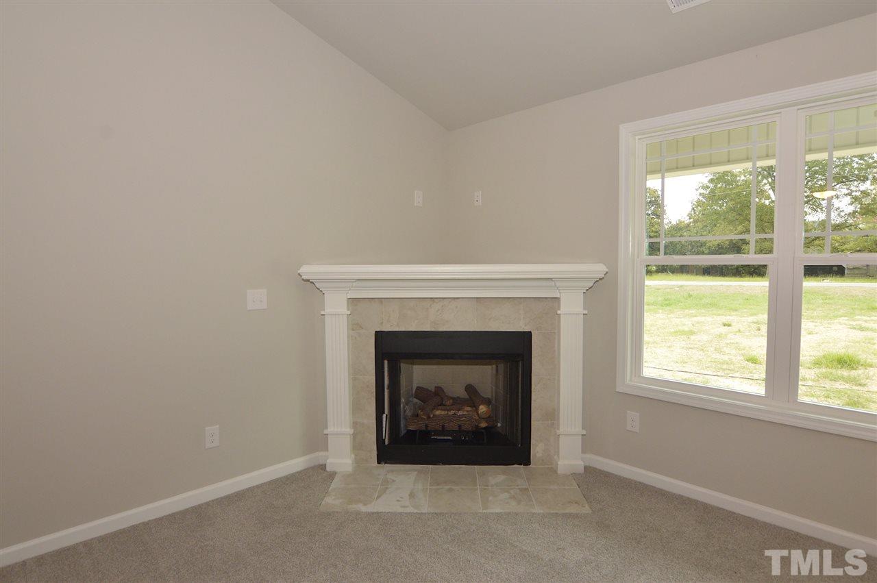 7656 Benson Hardee Road Benson, NC 27504 - Photo 5 of 21