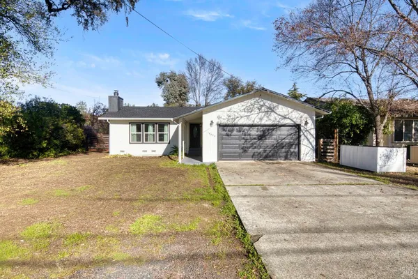 $295,000 | 19894 Mountain Meadow South, Hidden Valley Lake, CA 95467
