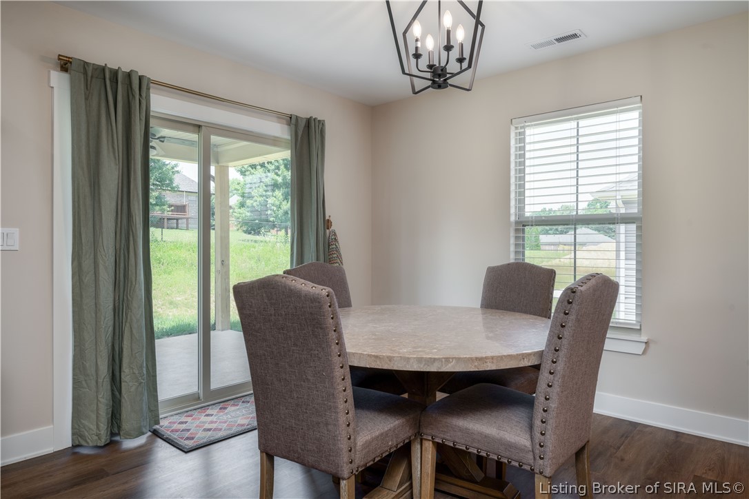 7012 Dylan Circle Georgetown, IN 47122 - Photo 13 of 31