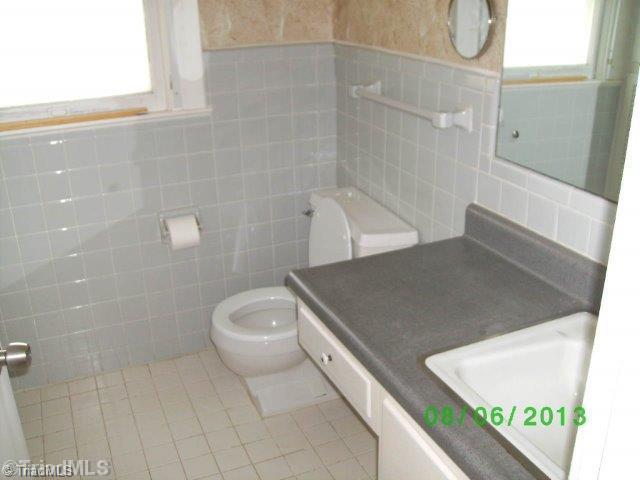 117 Brantley Circle High Point, NC 27262 - Photo 10 of 16 Other Bath.