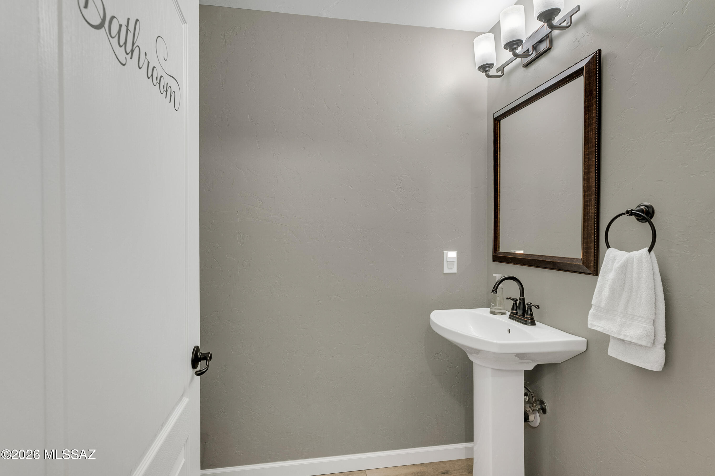 4892 West Sunset Road Tucson, AZ 85743 - Photo 30 of 45 Hall Bath