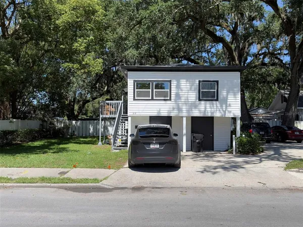 $2,000 | 612 North Hampton Avenue, Orlando, FL 32803