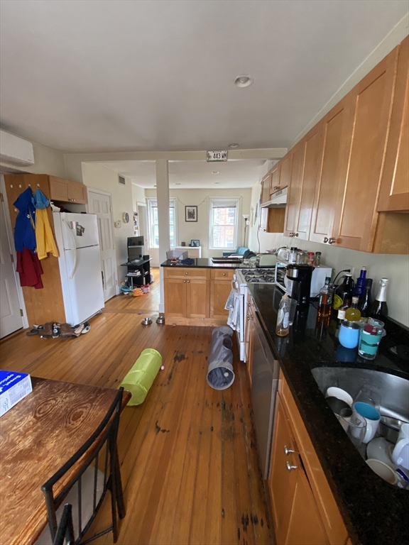 15 Cooper Street, Unit 4 Boston, MA 02113 - Photo 6 of 18