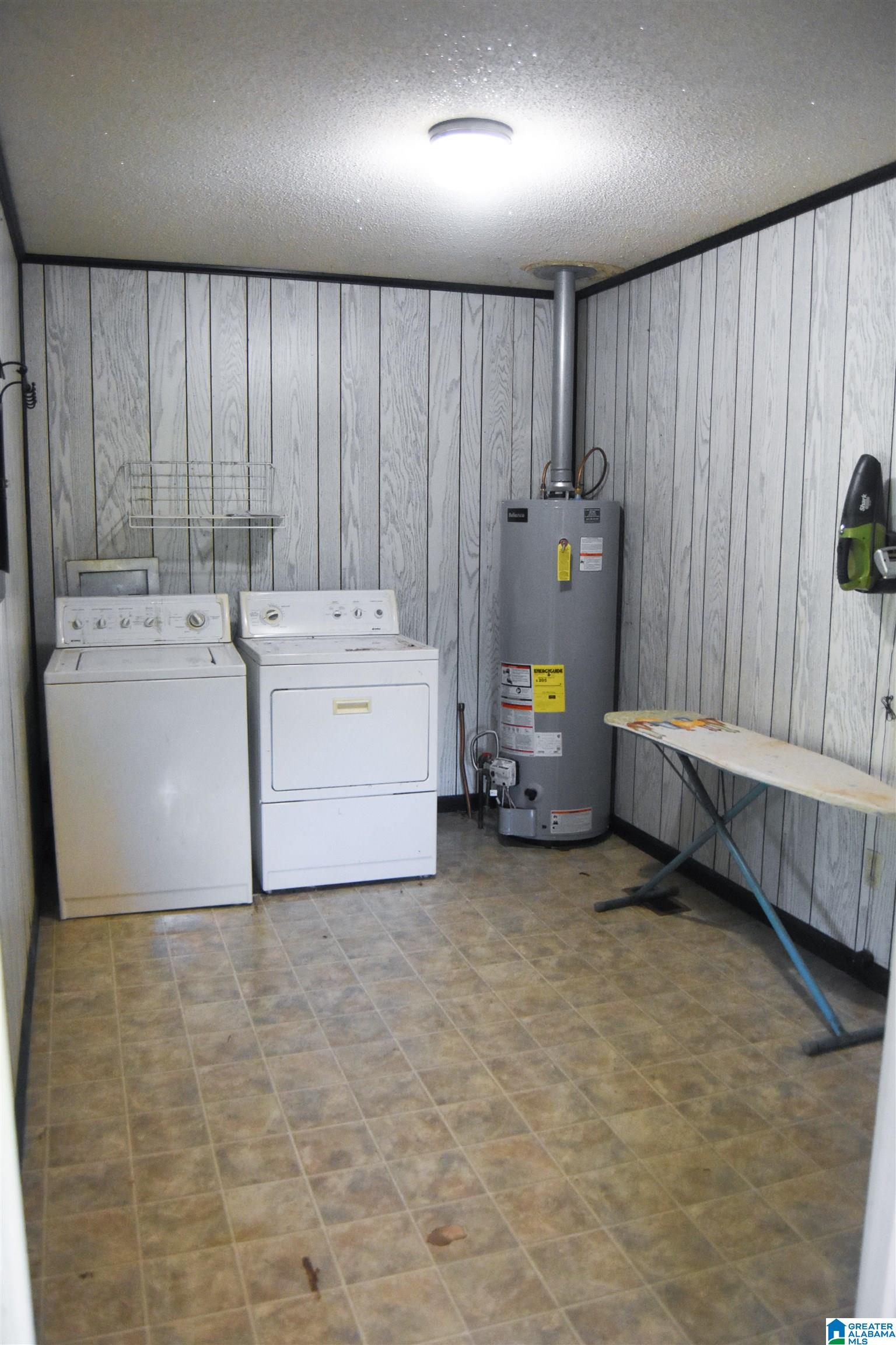 121 Barker Street Anniston, AL 36201 - Photo 35 of 44