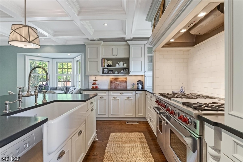 430 Ridgewood Avenue Glen Ridge, NJ 07028 - Photo 13 of 50