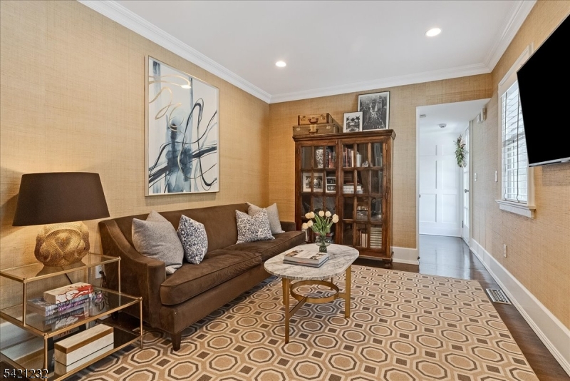 430 Ridgewood Avenue Glen Ridge, NJ 07028 - Photo 18 of 50