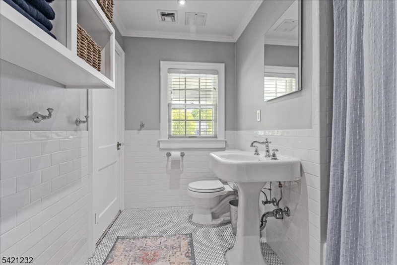 430 Ridgewood Avenue Glen Ridge, NJ 07028 - Photo 27 of 50