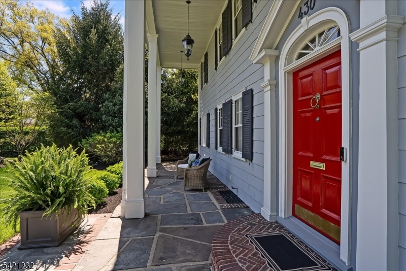 430 Ridgewood Avenue Glen Ridge, NJ 07028 - Photo 3 of 50