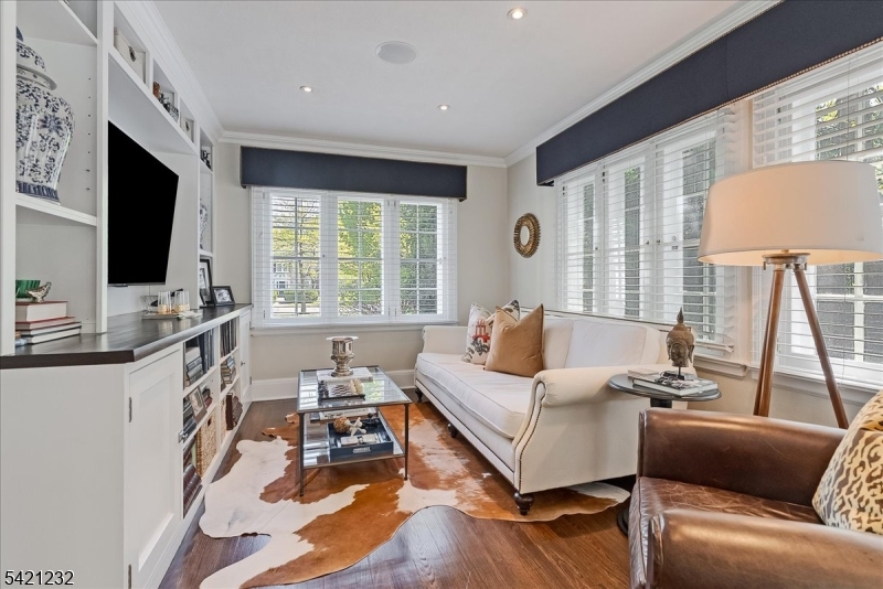 430 Ridgewood Avenue Glen Ridge, NJ 07028 - Photo 9 of 50