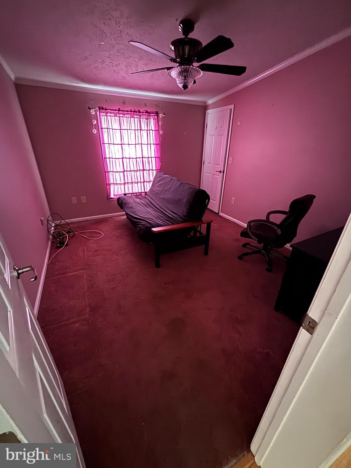 511 Sykesville Road, Unit 16 Wrightstown, NJ 08562 - Photo 10 of 12 a room with furniture and window