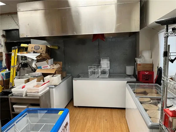 $1,500 | 1400 Burnet Avenue, Syracuse, NY 13206