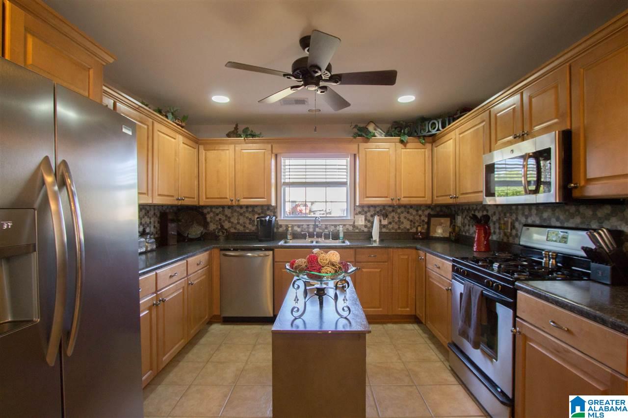 233 Silverstone Lane Alabaster, AL 35007 - Photo 14 of 39