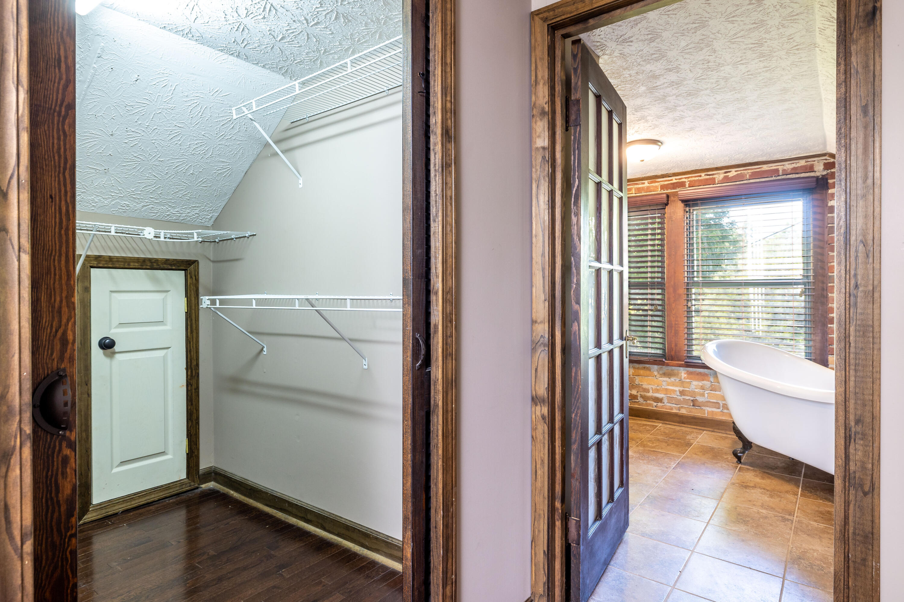 9001 East Emory Road Corryton, TN 37721 - Photo 26 of 34 9001 E Emory rd-42