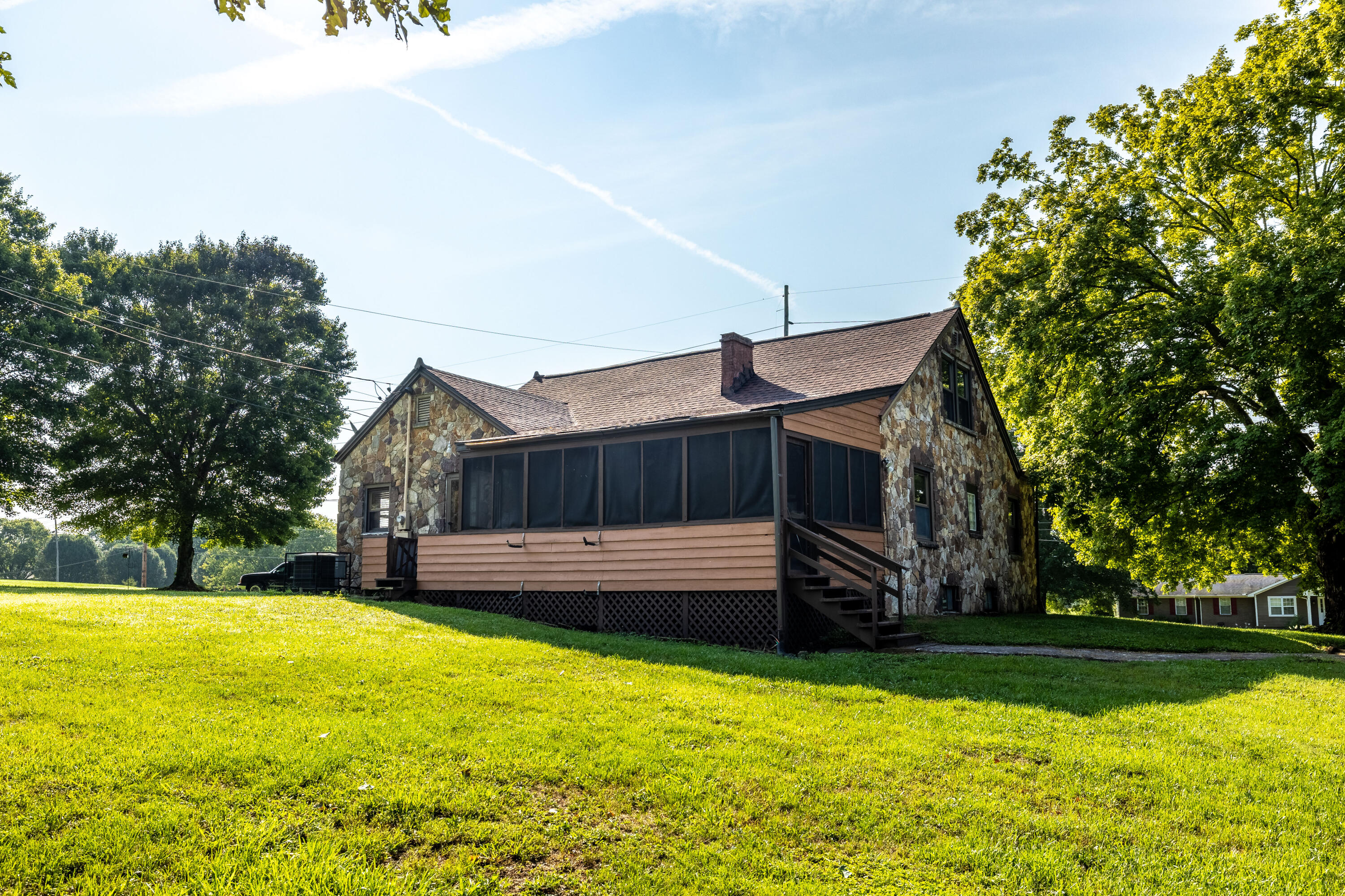 9001 East Emory Road Corryton, TN 37721 - Photo 4 of 34 9001 E Emory rd-11