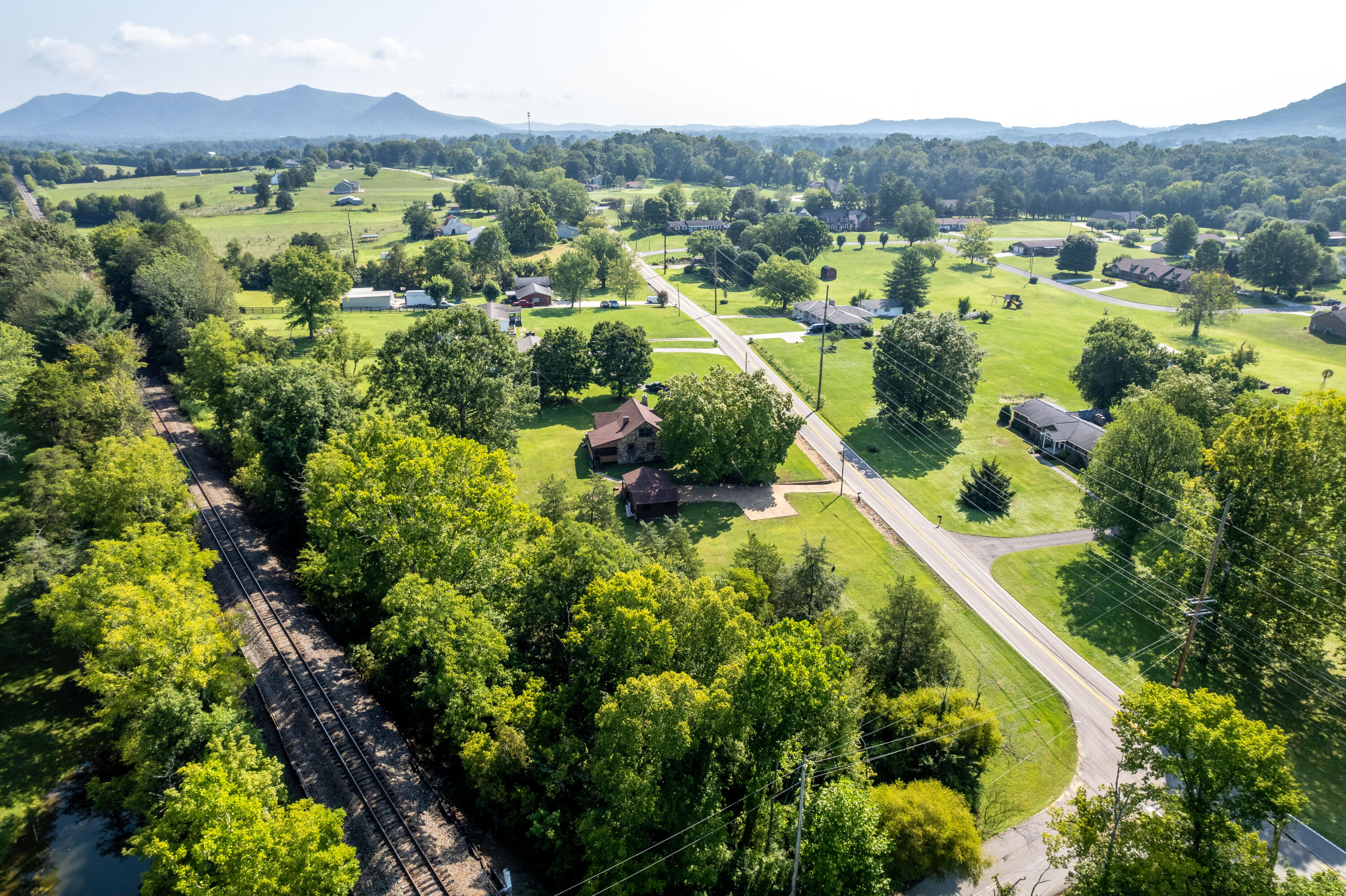 9001 East Emory Road Corryton, TN 37721 - Photo 32 of 34 9001 E Emory rd-56
