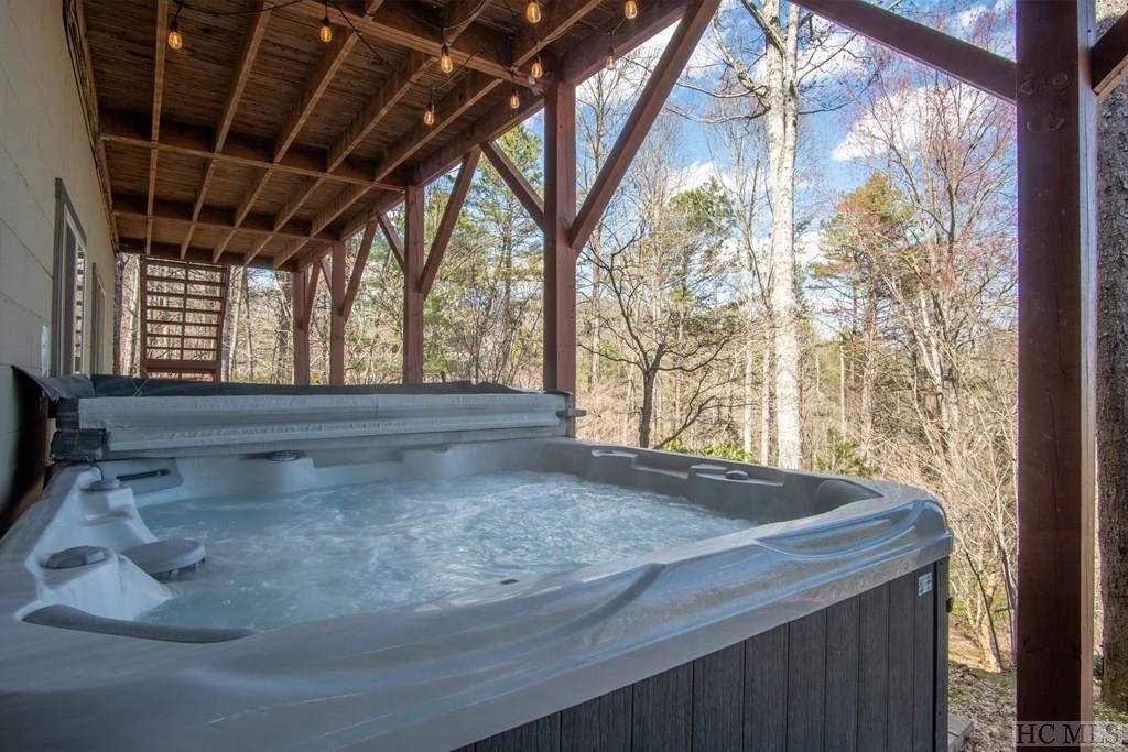 674 Sanders Road Franklin, NC 28734 - Photo 34 of 61 Gallery Image 34