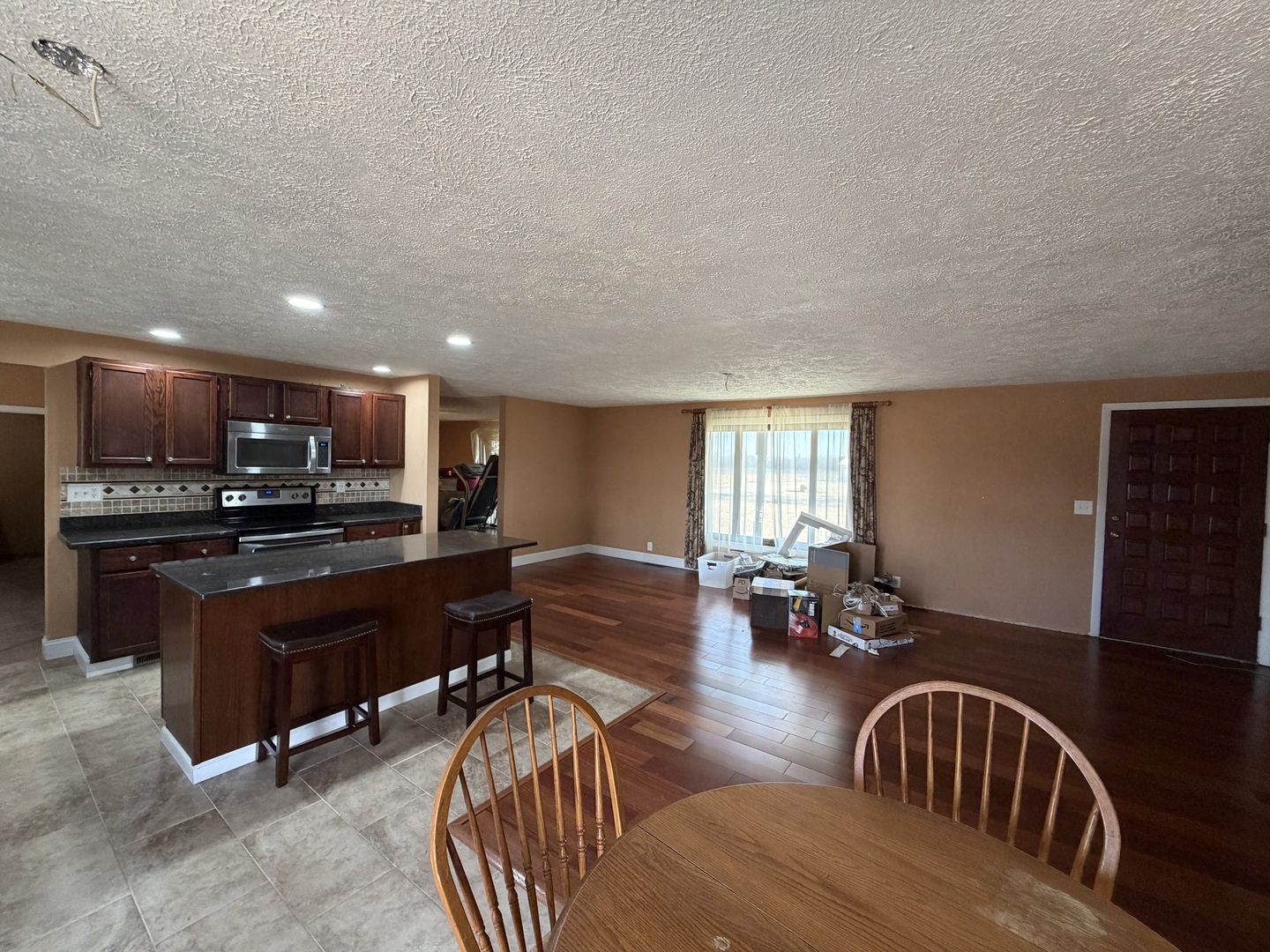 2813 Strawberry Road Metropolis, IL 62960 - Photo 9 of 19