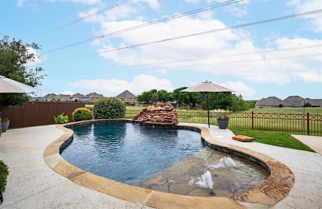 6251 Whiskerbrush Road Flower Mound, TX 76226 - Photo 7 of 40