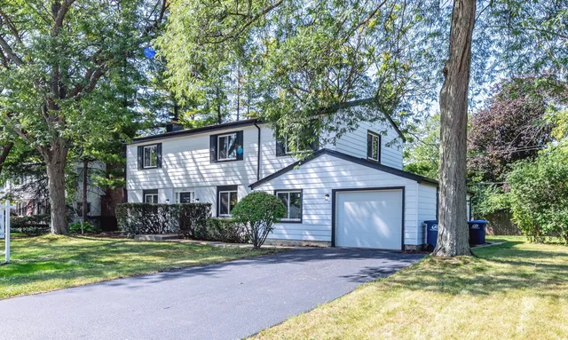 $789,900 | 312 Pine Street, Deerfield, IL 60015