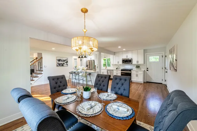 $789,900 | 312 Pine Street, Deerfield, IL 60015