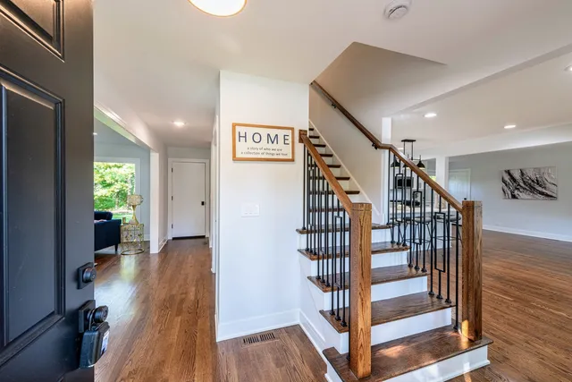 $789,900 | 312 Pine Street, Deerfield, IL 60015