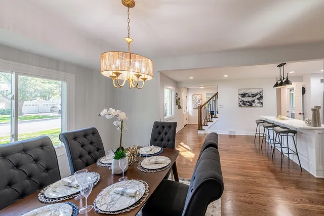 $789,900 | 312 Pine Street, Deerfield, IL 60015