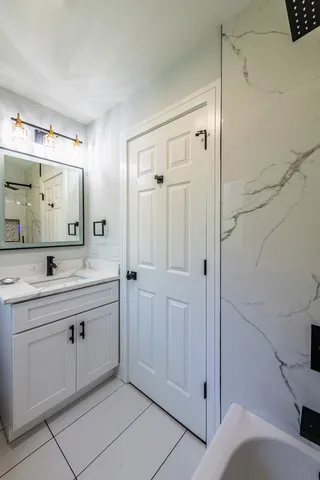 $789,900 | 312 Pine Street, Deerfield, IL 60015