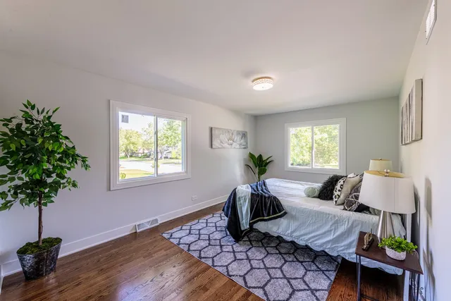 $789,900 | 312 Pine Street, Deerfield, IL 60015