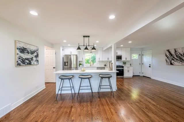 $789,900 | 312 Pine Street, Deerfield, IL 60015