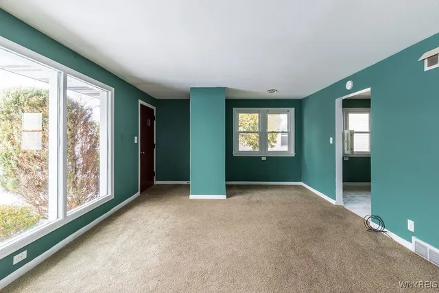 $169,000 | 337 Claremont Avenue, Tonawanda, NY 14223